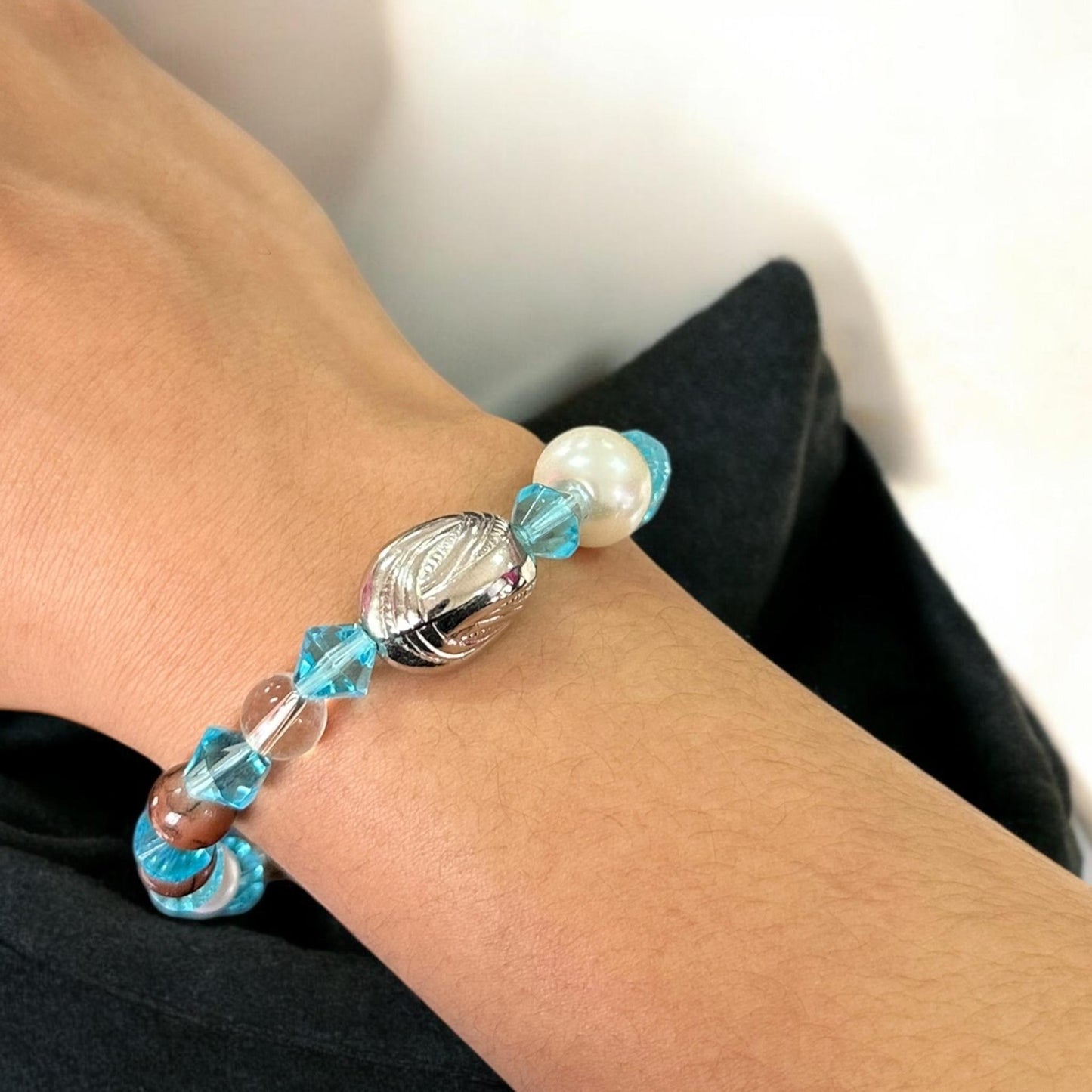 12 Pulseras Letras y Pedreria $3.9 c/u