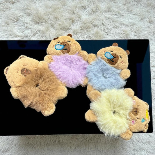 12 Scrunchies Capibaras Peluches $18 c/u