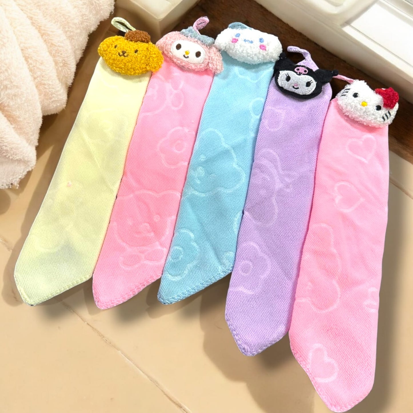 6 Toallas para manos Sanrio con figura $33 c/u