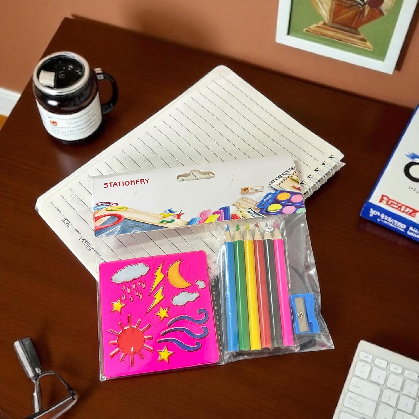 24 Sets de Dibujos Colores y sacapuntas $18.5 c/u