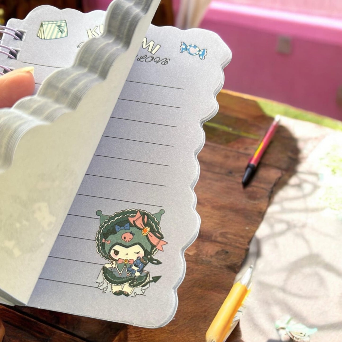 24 Libretitas Kuromi decoradas $11.9 c/u