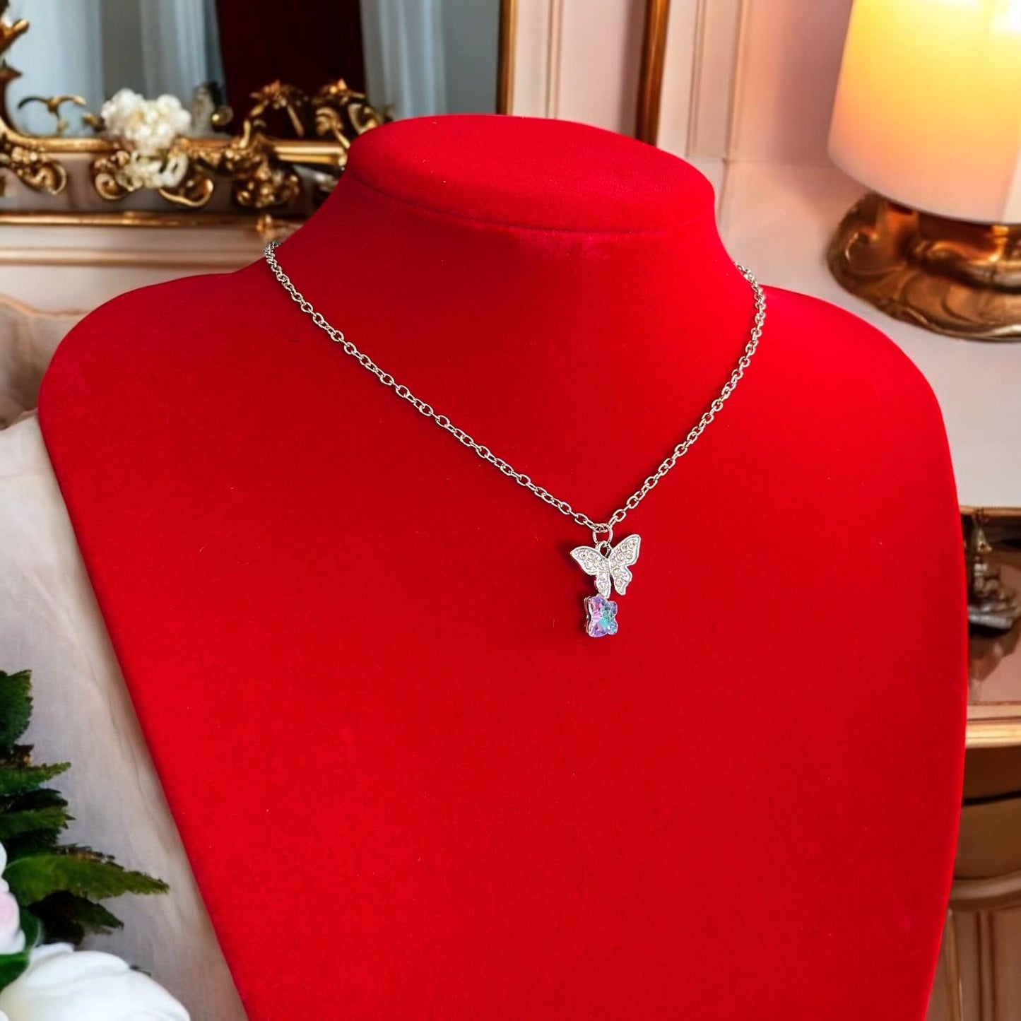 12 Collares Pedreria con Joya $7.5 c/u